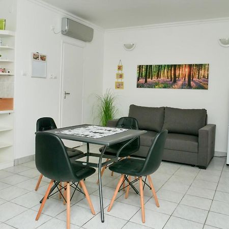 Cseresznyes Apartman Berekfürdő エクステリア 写真