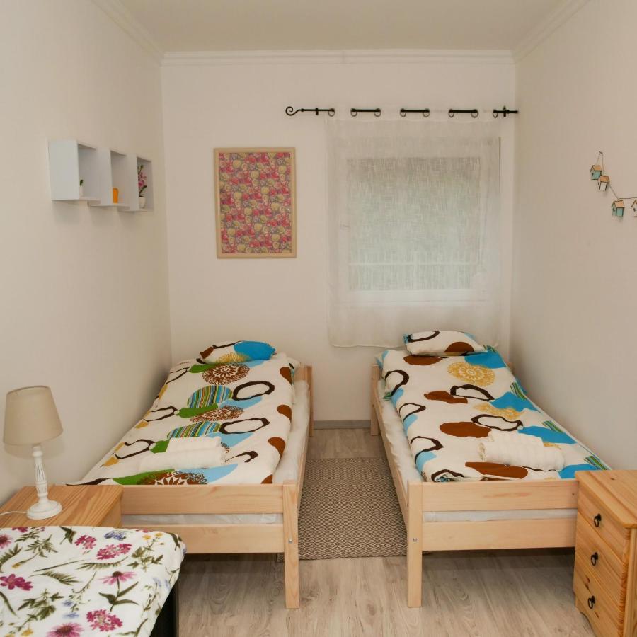 Cseresznyes Apartman Berekfürdő エクステリア 写真