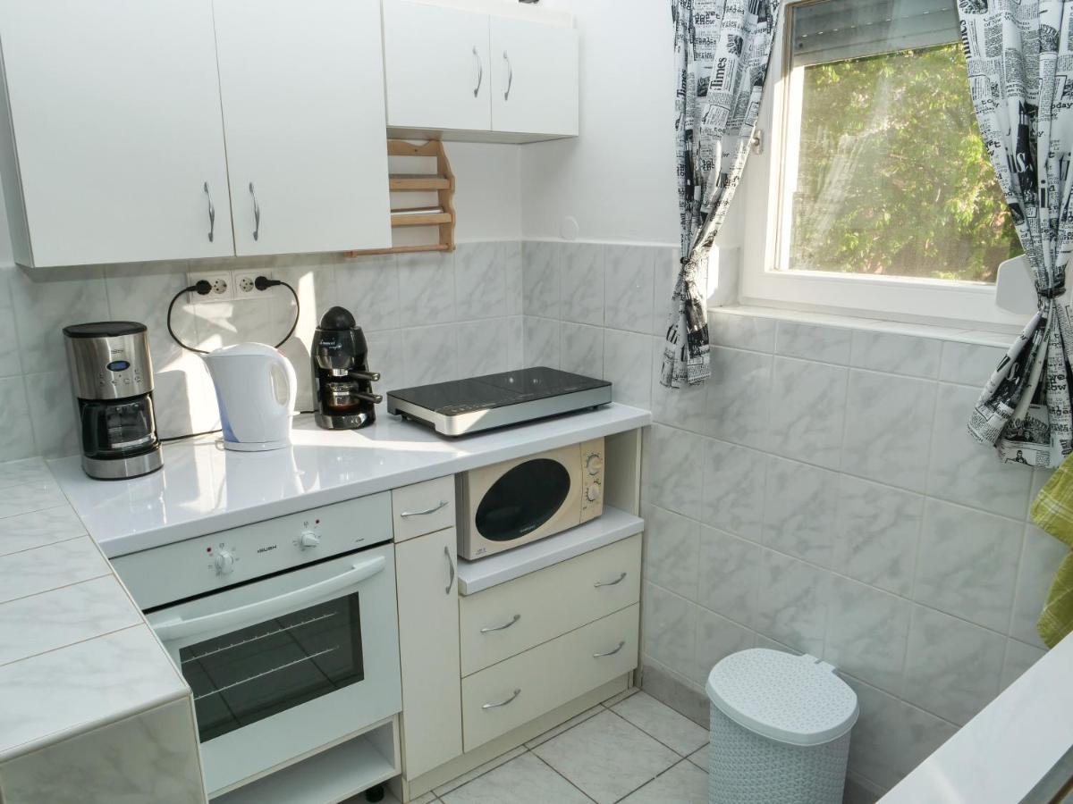 Cseresznyes Apartman Berekfürdő エクステリア 写真